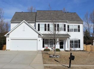 107 Fontanelle Dr, Mooresville, NC 28115