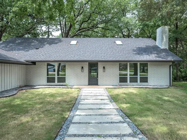 305 Bowie St, Edgewood, TX 75117