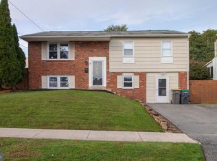 3 Chiming Rd, New Castle, DE 19720