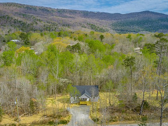 2nd image of 77 Pineway Cir