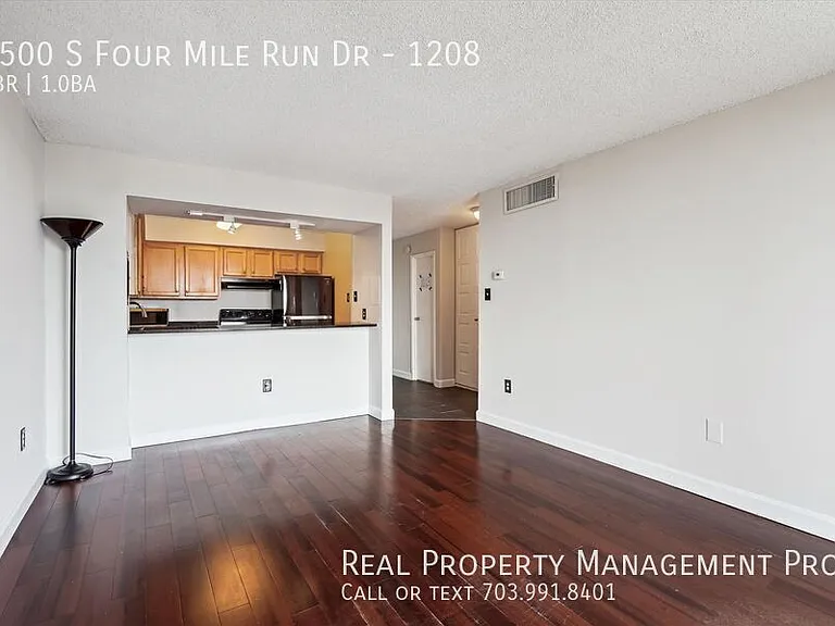4500 S Four Mile Run Dr #1208 — Photo 4