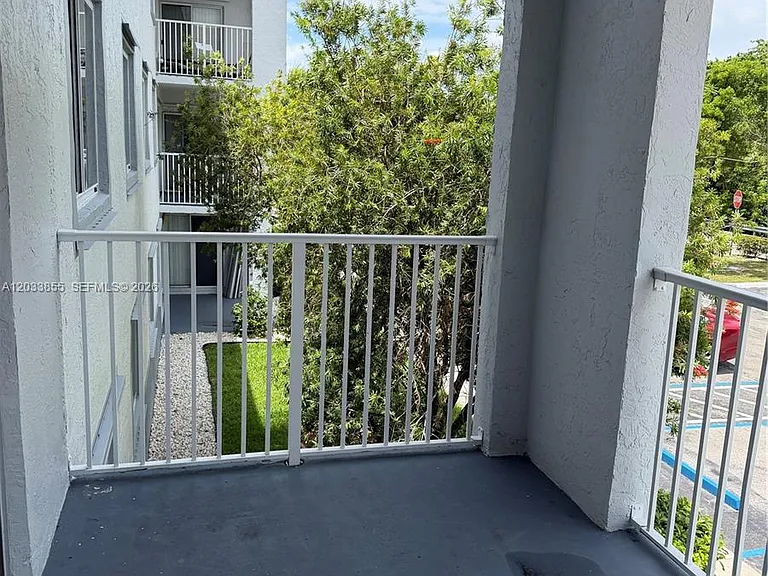 2620 S University Dr #209 — Photo 9