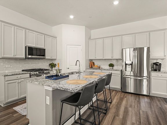 Refrigerator stays with property