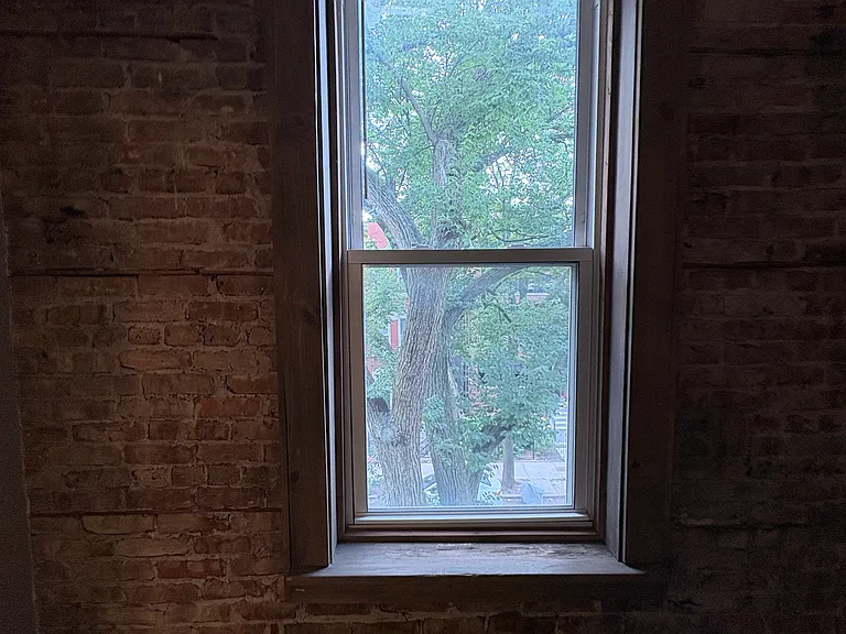 1077 N Paulina St #3 — Photo 7