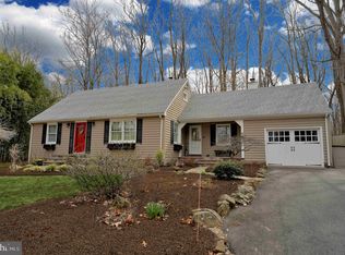 225 Pleasant Valley Rd, Titusville, NJ 08560