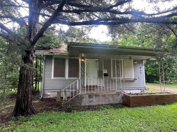 917 Laurel St, La Marque, TX 77568