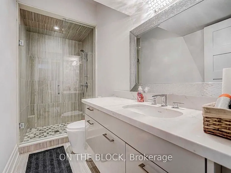 408 Connaught Ave — Photo 26