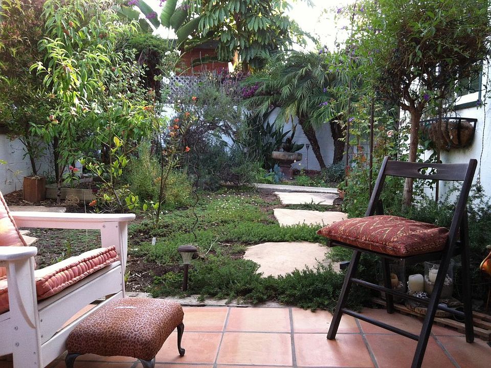 Beautiful view of the garden from your private pergola patio