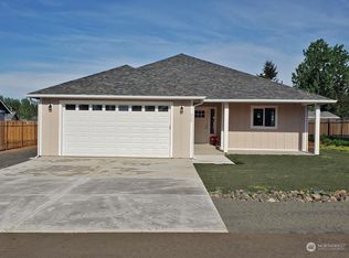 519 NW 7th Ave, Napavine, WA 98565