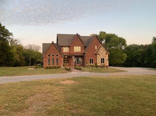 1055 Sugar Flat Rd, Lebanon, TN 37087
