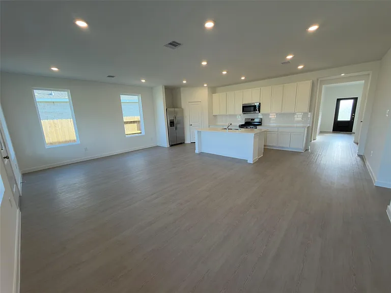 7919 Evening Emerald Dr — Photo 11