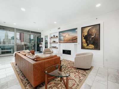 1 Miranova Pl APT 615, Columbus, OH, 43215