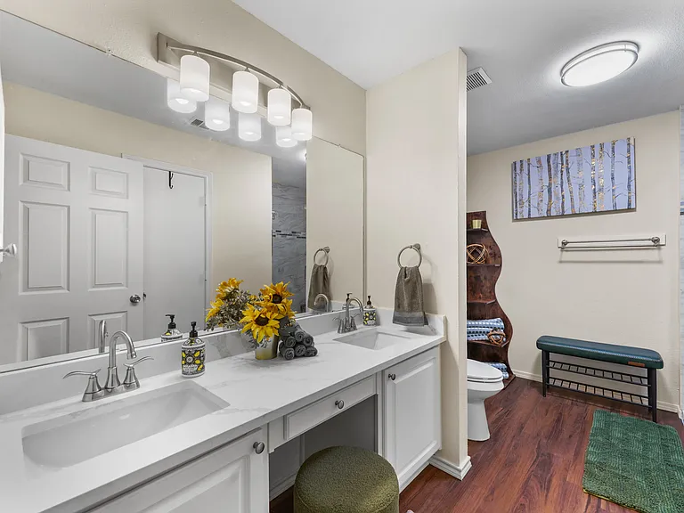 1001 Ridgecrest Dr — Photo 11