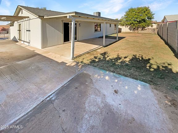 5th image of 2223 N 62ND Lane