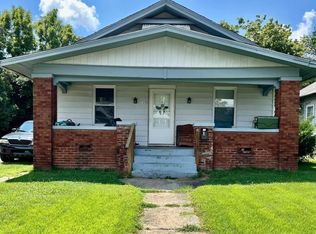 725 Ravenswood Dr, Evansville, IN 47713