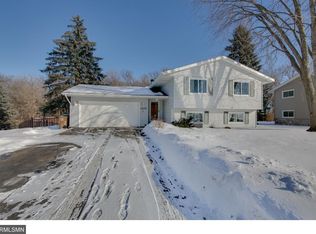 1579 Hilo Ave N, Oakdale, MN 55128