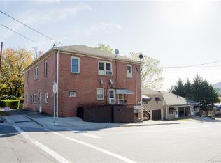 197 W Court St, Marion, NC 28752