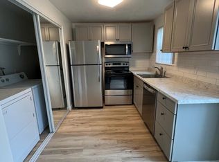 6904 N Richmond Ave #1, Portland, OR 97203