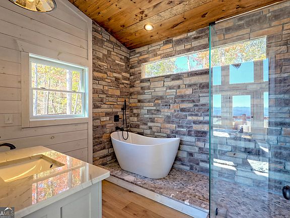 24th image of this home