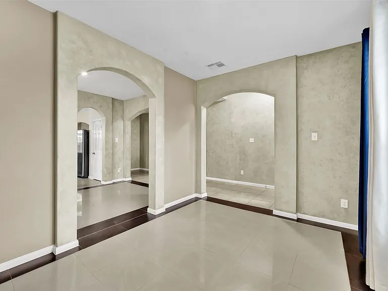 21627 Sierra Long Dr — Photo 7