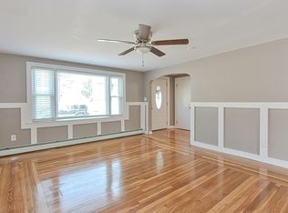 73 Benedict St, Pawtucket, RI 02861