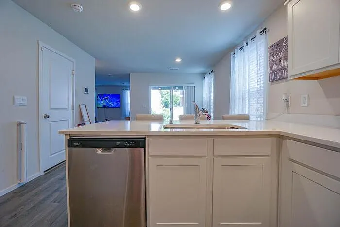 10521 NE 121st Ave — Photo 13
