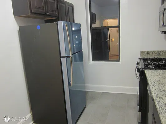 Rented by Kian Realty | media 12