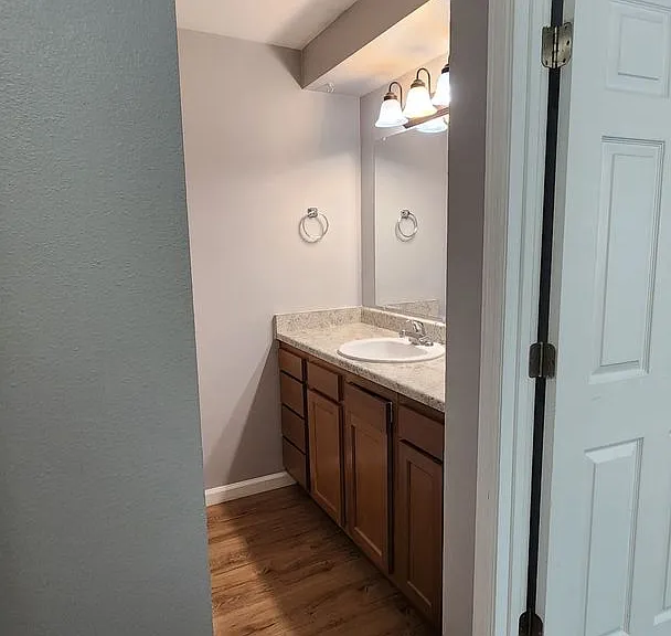Myers Court — Photo 11