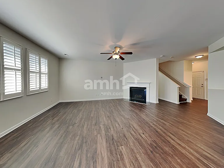 1009 Skillbeck Rd — Photo 7