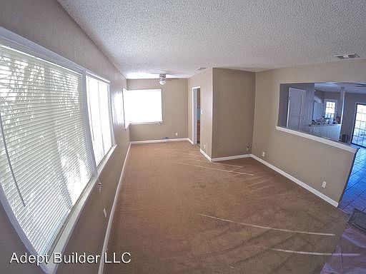 2nd image of 1515 E Mardina St