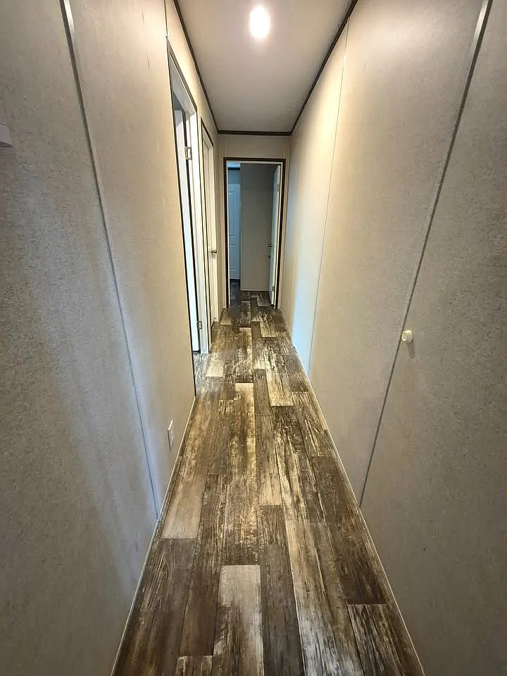 3 bed, $1,210 — Photo 2