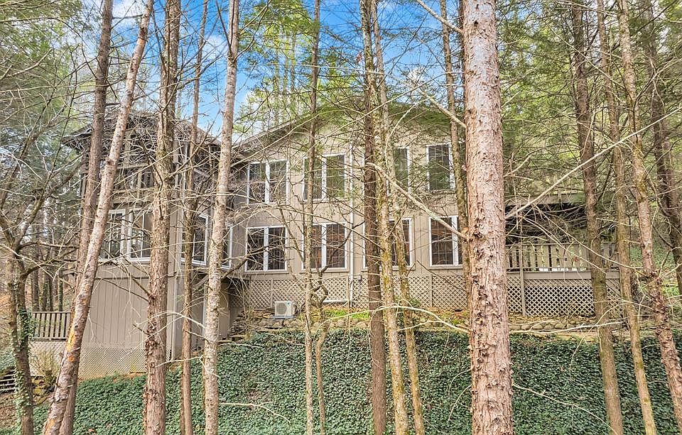 1st image of 340 Washington Rd