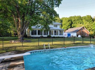 58 Gardner Hollow Rd, Poughquag, NY 12570