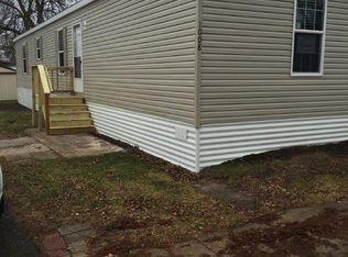 1008 Montclair Ave, Mounds View, MN 55112