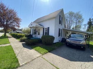 820 E Woodworth St, Bad Axe, MI 48413