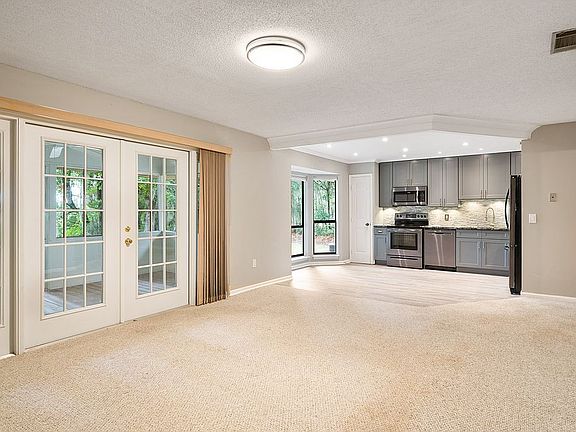 4th image of 3097 Julienton Dr NE