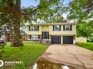 4532 Pulaski Ct, Worthington Hills, KY 40245