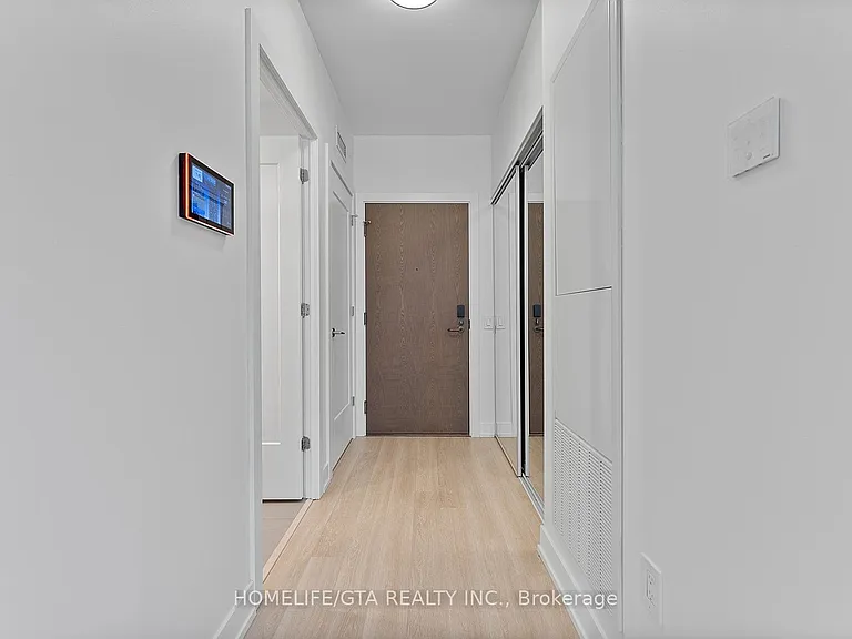 30 Inn On The Park Dr #206 — Photo 2