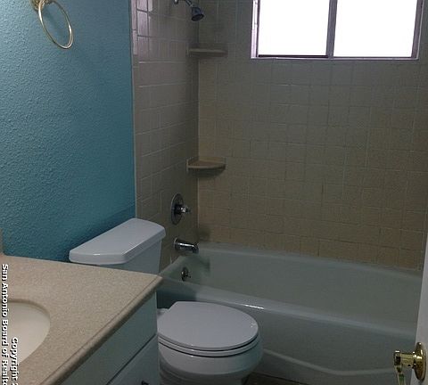 4th image of 6722 Oak Lake Dr