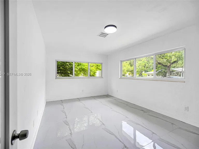 12525 SW 68th Ct — Photo 29
