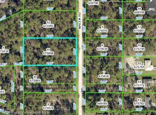 18185 Macek Rd, Weeki Wachee, FL 34614