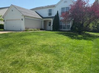 1925 Aronomink Cir, Elgin, IL 60123