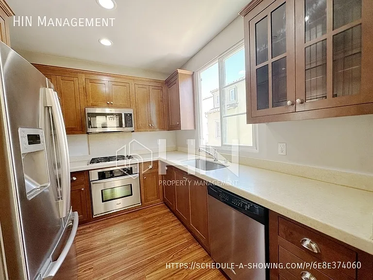 488 Trident Maple Ter — Photo 4
