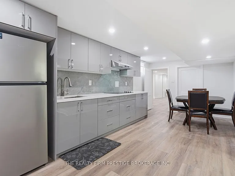 612 Fox Mill Pl #LOWER — Photo 4
