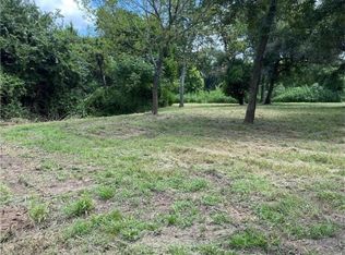 412 12th St, Hempstead, TX 77445