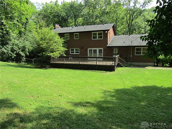 4th image of 5462 Folkestone Dr