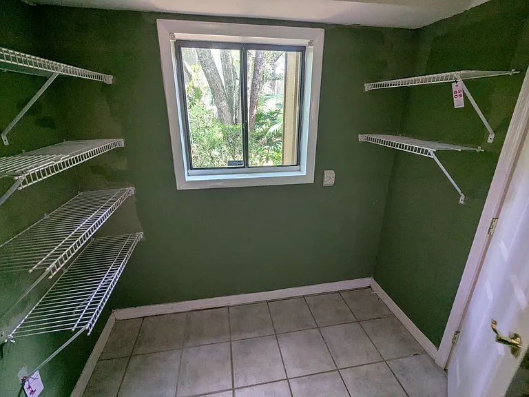 222 Crown Oaks Way — Photo 23