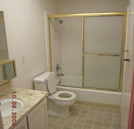 3rd image of 1581 Mendenhall Dr APT 4