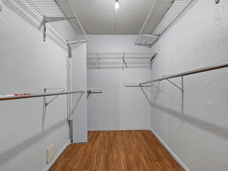 210 Nettletree St — Photo 15