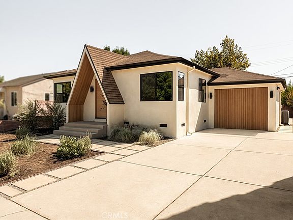 2nd image of 5724 Bianca Ave